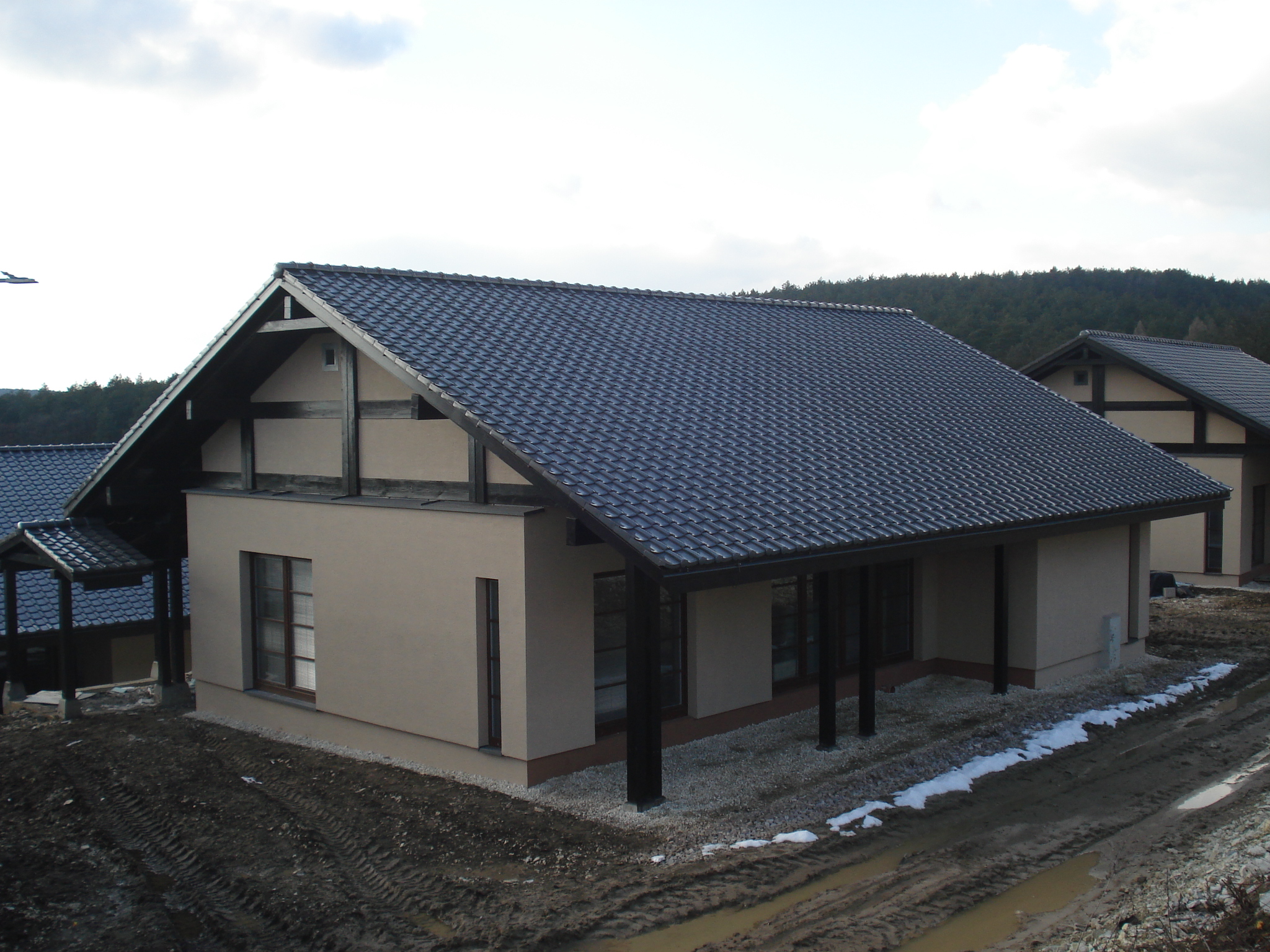 タツミ屋根企画の施工実績 — 新築和風住宅